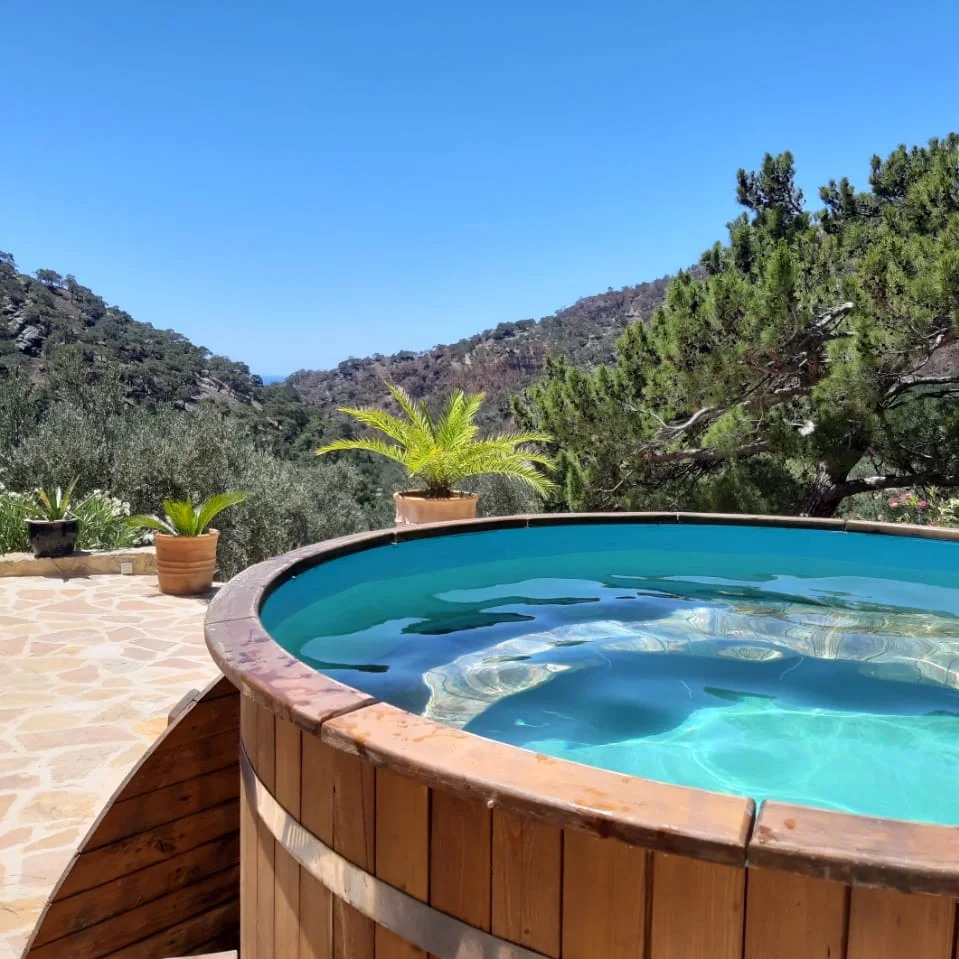 Cool tub Kalyvitis Cretan farm experience Greece