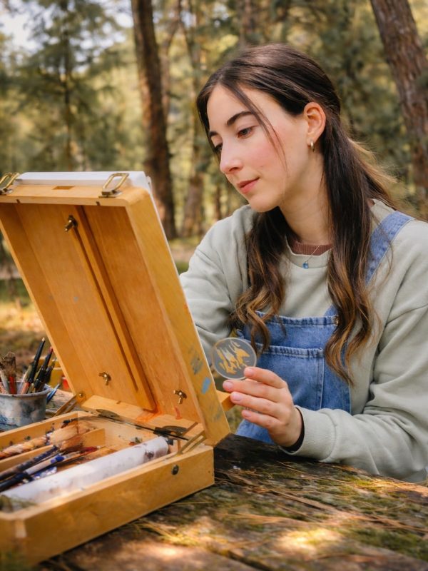 Maria Aporelli Iconographer painting in nature